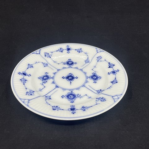 Blue Fluted Plain cake plate, 1898-1923