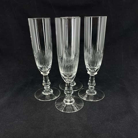 Set of 4 French crystal champagne flutes