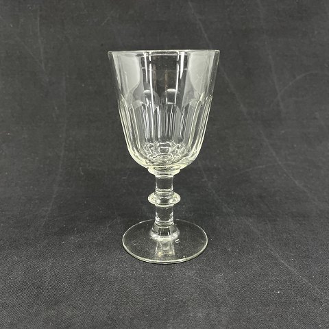 Klart Christian d. 8 hvidvinsglas, 13 cm.
