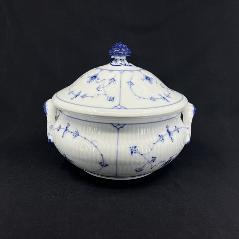 Blue Fluted Plain tureen from 1820-1850