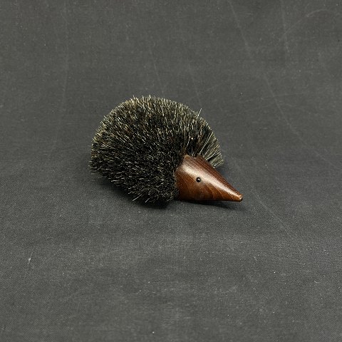 Small hedgehog in teak